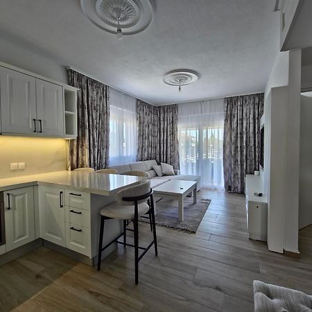 Royal Apartments - Nikiti Ngoại thất bức ảnh