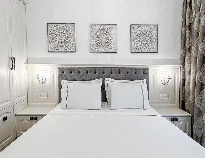 Royal Apartments - Nikiti Ngoại thất bức ảnh