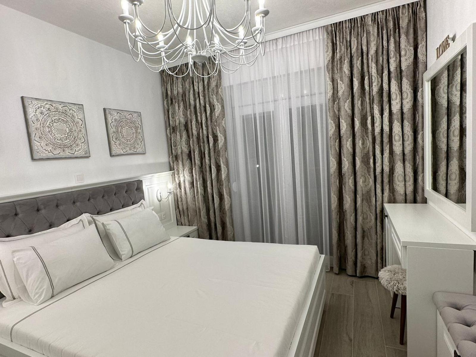Royal Apartments - Nikiti Ngoại thất bức ảnh